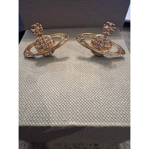 Vivienne Westwood "Orb" Champagne Gold Studs Authentic - Picture 3 of 3